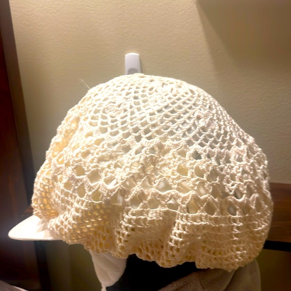 Women’s Handmade Hat. Fits like a small Cream colour. - Picture 3 of 5